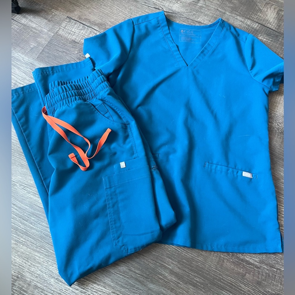Women’s Figs Technical Set